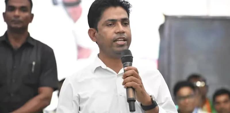 নেপাল সীমান্ত থেকে এসটিএফের হাতে গ্রেপ্তার ফলতার জাহাঙ্গির খান