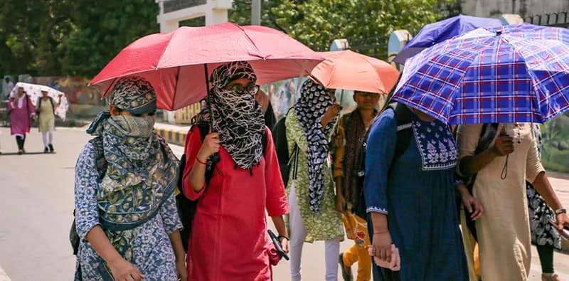 গরমে কাবু রা়জ্য, সকালে স্কুল করার নির্দেশিকা