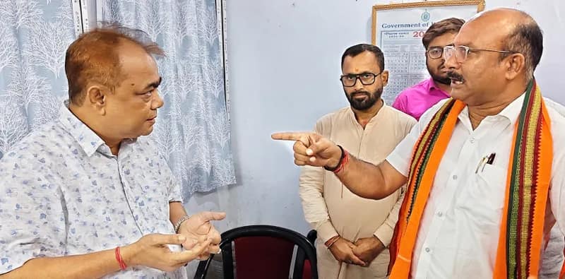 রামপুরহাটের ডেপুটি ম্যাজিস্ট্রেটের বিরুদ্ধে দুর্নীতির অভিযোগ বিধায়কের