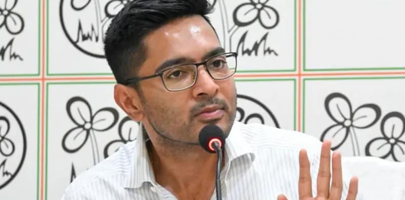 সই জাল কাণ্ডে দু’সপ্তাহের জন্য রক্ষাকবচ পেলেন অভিষেক বন্দ্যোপাধ্যায়
