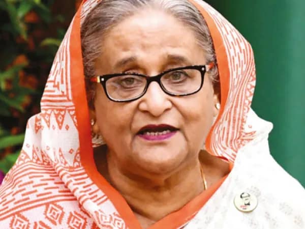 প্রধানমন্ত্রী হিসেবে দ্রুত বাংলাদেশে ফিরবেন হাসিনা: আওয়ামি লিগ