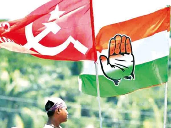 একমঞ্চে বাম-কংগ্রেসের নেতারা