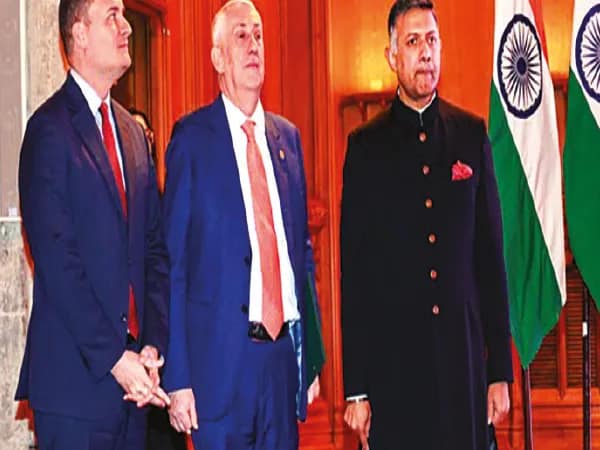 ব্রিটেনে ভারতীয় হাইকমিশনের সাধারণতন্ত্র দিবস পালন