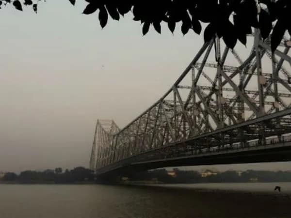 এক ধাক্কায় ৬ ডিগ্রি বাড়ল কলকাতার তাপমাত্রা, বাংলা থেকে বিদায়ের পথে শীত?