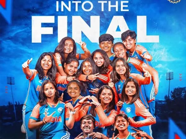 টি২০ বিশ্বকাপে ইংল্যান্ডকে হারিয়ে ফাইনালে ভারতীয় মহিলা দল
