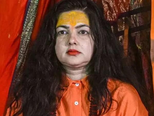 মমতা কুলকার্নি কিন্নর আখড়া থেকে বহিষ্কৃত