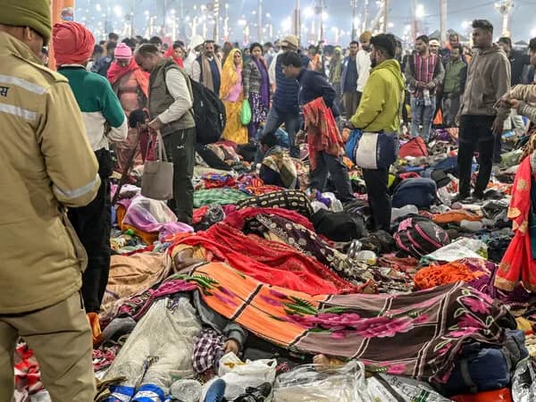 &lsquo;কুম্ভে লাশের স্তূপ, নির্বিচারে পাচার করছে যোগীর পুলিস&rsquo;, বিস্ফোরক বেঁচে ফেরা বিষ্ণু, রাজ্যে মৃত বেড়ে ৬