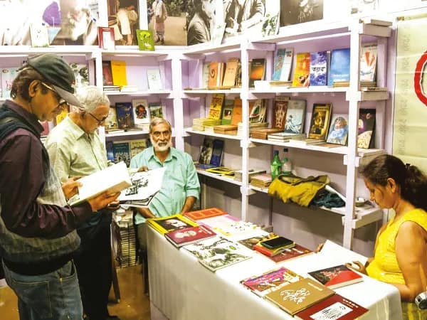 বই মেলায়&nbsp; নতুন বই