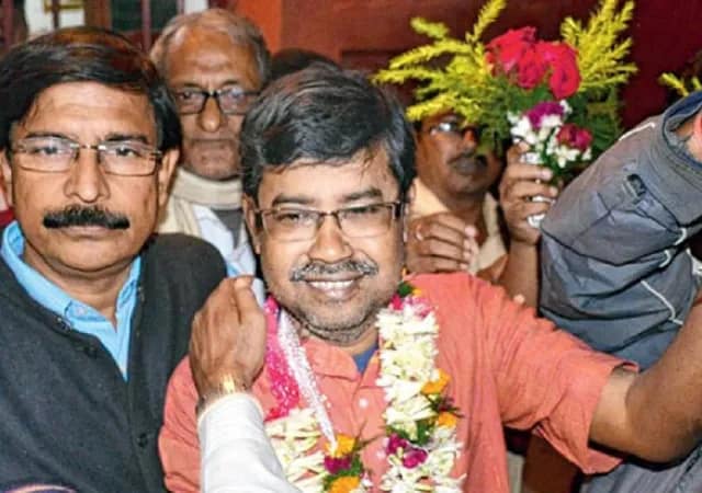 পদ্মের বিকাশেই কি ফের নিরঞ্জনে আস্থা?