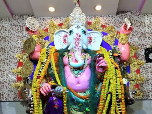 শিবপুরে বাগদেবীর আগেই পুজো পান সিদ্ধিদাতা