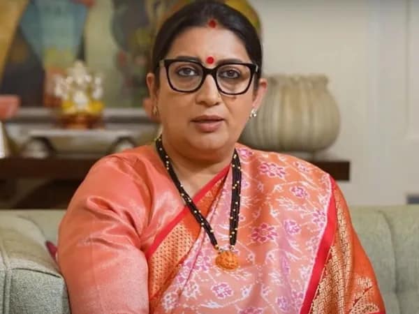 নারীদের নেতৃত্বের ভবিষ্যৎ নিয়ে লন্ডনে বৈঠক স্মৃতির