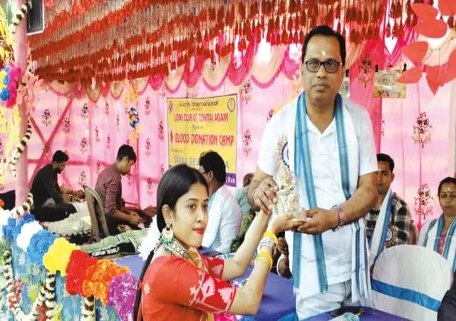 সরস্বতী পুজোয় সামাজিক কাজে যুক্ত পটাশপুরে সমাজসেবা সঙ্ঘ