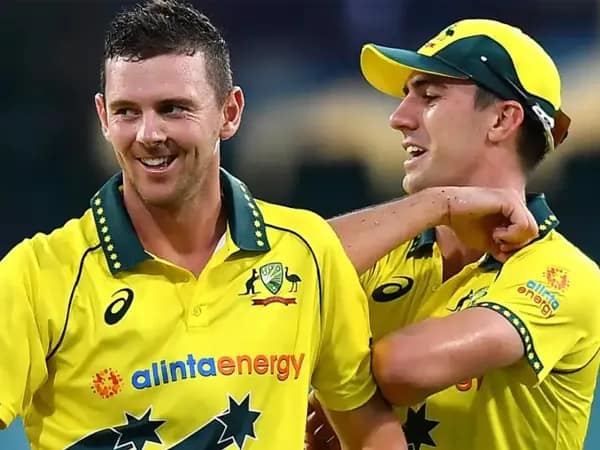 চ্যাম্পিয়ন্স ট্রফি থেকে ছিটকে গেলেন কামিন্স এবং হেজেলউড