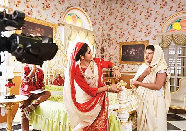 কর্মবিরতি নাকি সমাধান সূত্র,&nbsp;কোন পথে টলিপাড়া