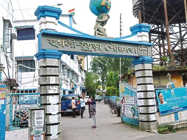 পুর পরিষেবা বাবদ খরচের নয়া&nbsp; তালিকা প্রকাশ চুঁচুড়া পুরসভার