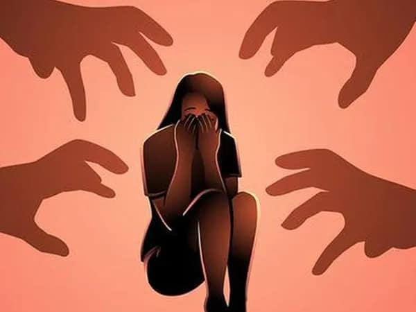 নাবালিকাকে যৌন নির্যাতনের চেষ্টা, উত্তেজনা বারুইপুরে