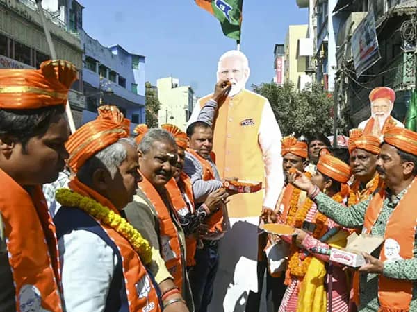 মুখ্যমন্ত্রী পদের চর্চায় বিজেপির বহু নেতাই