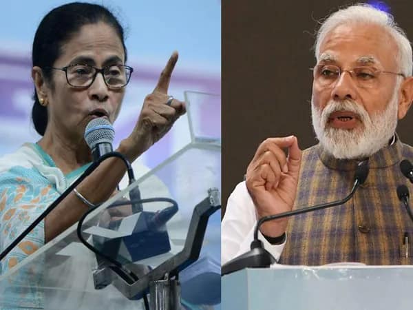 &lsquo;ওয়াল&rsquo; কেজরির পতনের পর শেষ দুর্গ মমতাই টার্গেট মোদির