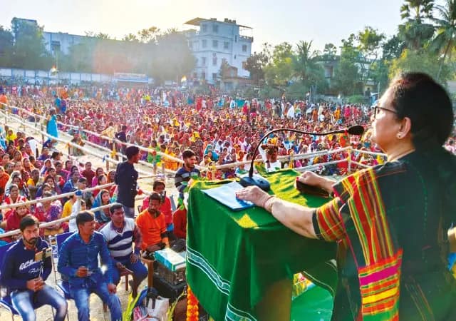 মহিলা সম্মেলনের মঞ্চে দেউচা পাচামি নিয়ে উচ্ছ্বসিত চন্দ্রিমা