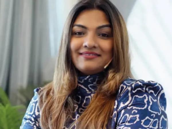 &lsquo;অপশনস কুইন&rsquo; অস্মিতা প্যাটেলকে ব্যান সেবির