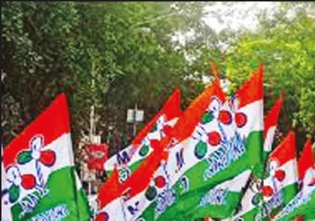 বর্ধমানে নেতা-কর্মীদের নিবিড় জনসংযোগের নির্দেশ নেতৃত্বের