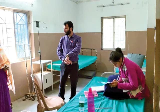 প্রথম দিন মাধ্যমিকের বাংলা পরীক্ষা নির্বিঘ্নেই