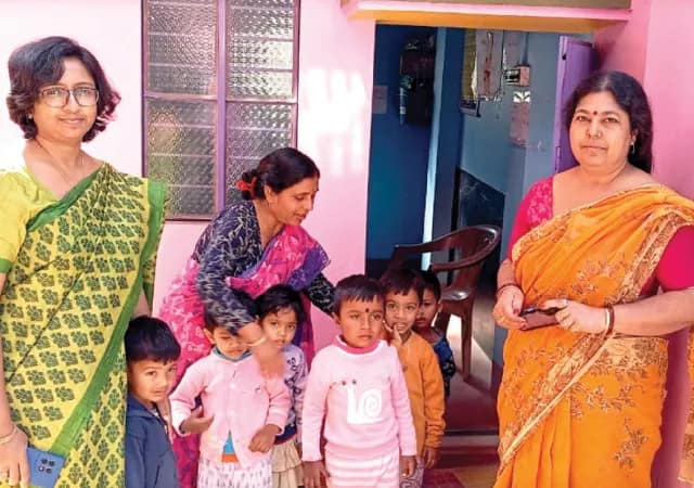 আইসিডিএস কেন্দ্রগুলির সমস্যা খুঁজতে ময়দানে জেলা প্রশাসনের আধিকারিকরা