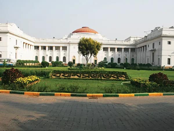 রাজ্যপাল বিল আটকে রাখায় পদক্ষেপ, সংবিধান সংশোধনী প্রস্তাব  আসতে পারে বিধানসভায়