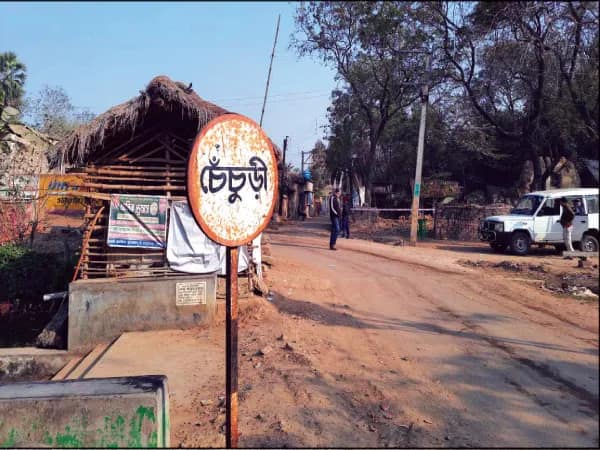 গ্রাম দখলে দুই গোষ্ঠীর লড়াই, দুষ্কৃতীদের দৌরাত্ম্য বন্ধের দাবিতে সরব কেতুগ্রামের চেঁচুড়ির বাসিন্দারা