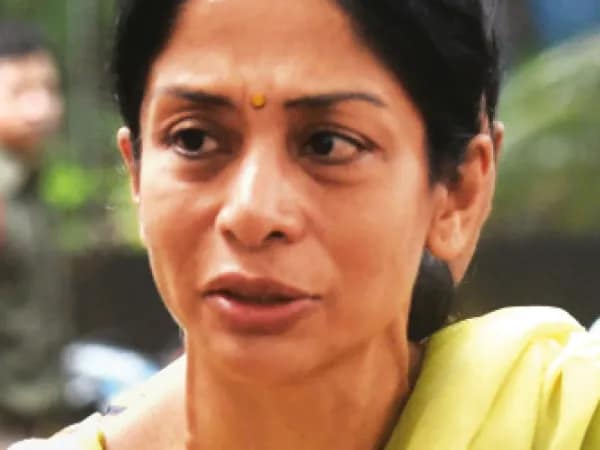 ইন্দ্রাণীর বিদেশ সফরের আর্জি খারিজ করে দিল শীর্ষ আদালত