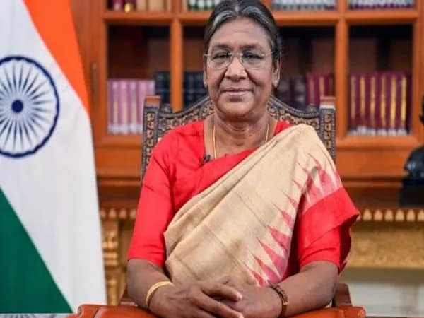 তামিলনাড়ুর উপাচার্য নিয়োগ সংক্রান্ত বিল ফেরালেন রাষ্ট্রপতি