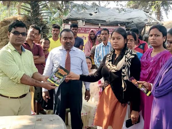 কুকুরে কামড়ানো ছাত্রের মৃত্যু, জয়পুরে সচেতনতা শিবির