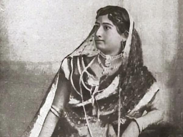 নানারকম চরিত্রের আলোয় উজ্জ্বল&nbsp; &nbsp;নটী বিনোদিনী