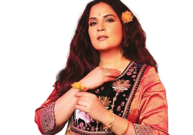 লেখিকা রিচার আত্মপ্রকাশ
