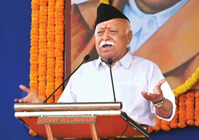 রাজার কথায় দেশ চলে না, নাম না করে মোদিকে শ্লেষ ভাগবতের&nbsp;
