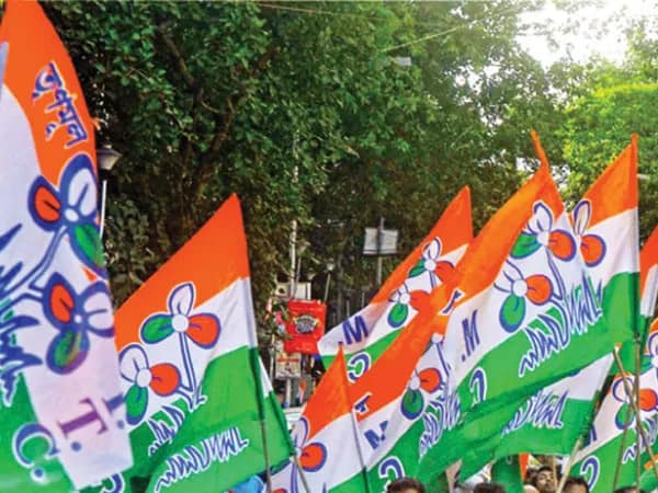 রেলমন্ত্রীর গাফিলতি&nbsp; &nbsp;&lsquo;অপরাধমূলক&rsquo;,&nbsp; &nbsp;সমালোচনায় তৃণমূল