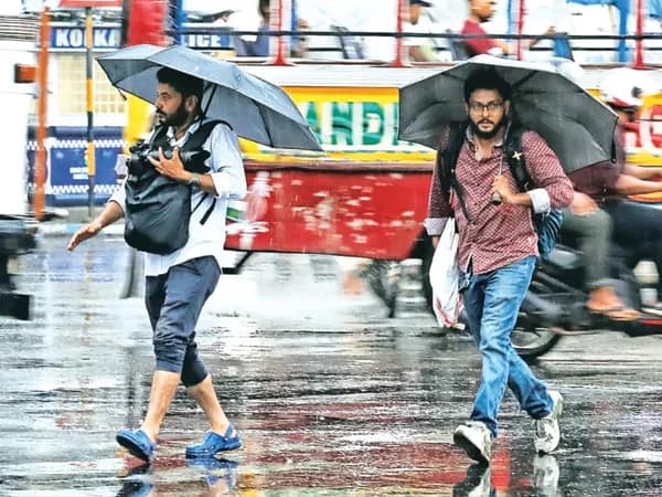 সপ্তাহ শেষেও দক্ষিণবঙ্গজুড়ে ঝড়বৃষ্টির সম্ভাবনা