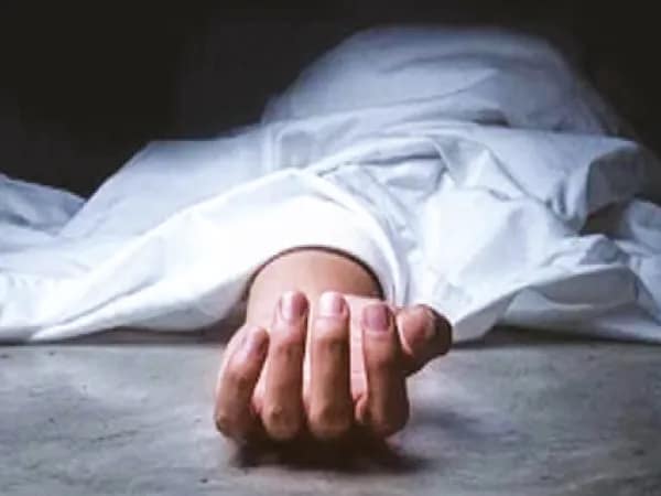 নারায়ণগড়ে মারামারিতে যুবকের মৃত্যু