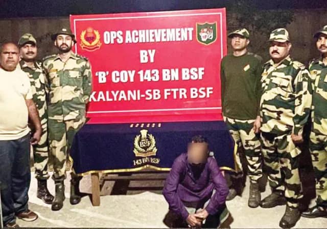 মলদ্বারে ১.২৪ কোটির সোনা লুকিয়ে পাচারের চেষ্টা, রুখে দিল বিএসএফ
