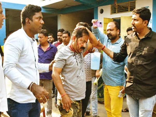 অবসরপ্রাপ্ত কর্মীদের বিক্ষোভ ঘিরে কৃষ্ণনগরে তৃণমূলের গোষ্ঠী-যুদ্ধ