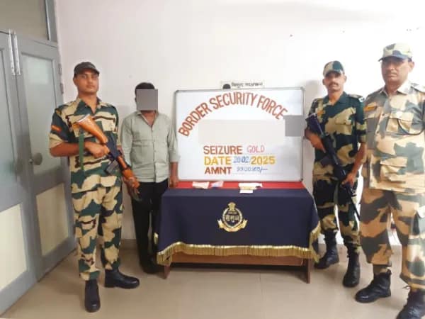 ১ কেজি সোনা সহ ধৃত পাচারকারী