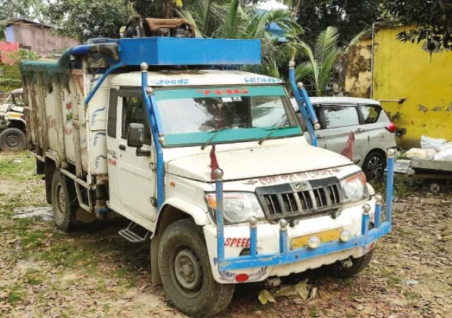 ম্যানেজার সহ ৪ জনের বিরুদ্ধে থানায় অভিযোগ