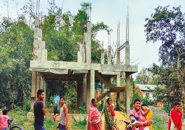 বড়ঞায় আইনি জটিলতায় আটকে রয়েছে স্বাস্থ্যকেন্দ্রের নির্মাণের কাজ