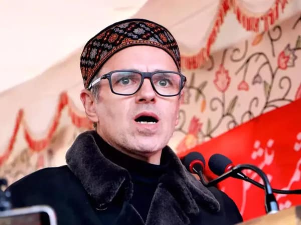 প্রধানমন্ত্রীর স্বাস্থ্য অভিযানে মনোনীত ওমর আবদুল্লা, রাজনৈতিক বার্তা নরেন্দ্র মোদির?