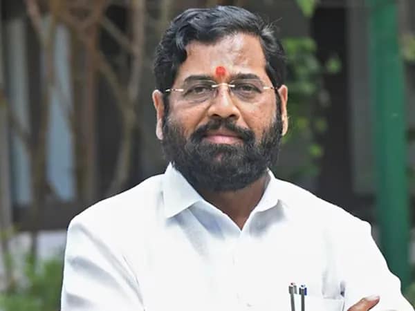মহাযুতি জোটে ফাটল চওড়া, সিন্ধের গড়ে &lsquo;জনতা দরবার&rsquo; বিজেপির মন্ত্রীর