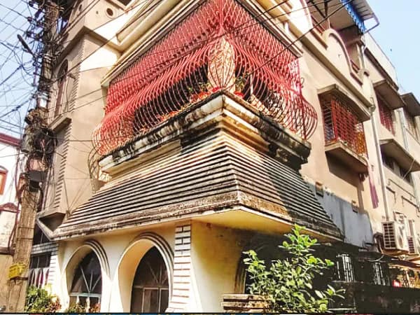 সুতন্দ্রার মৃত্যুতে শোকস্তব্ধ নারুয়া