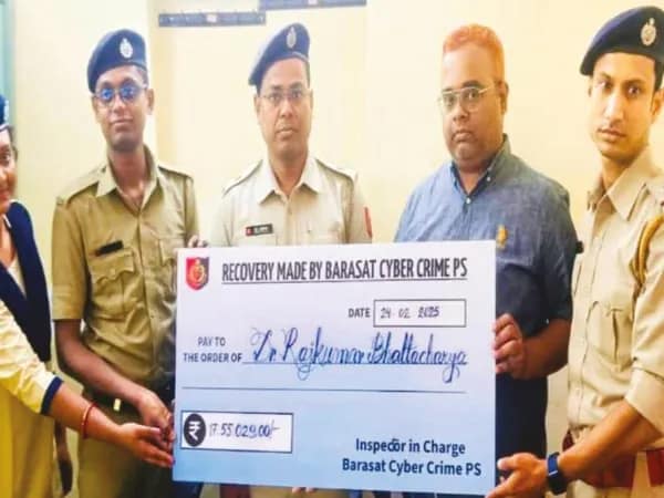 চিকিৎসকের সঙ্গে ৩৮ লক্ষের সাইবার প্রতারণা, অর্ধেক টাকা ফেরাল পুলিস