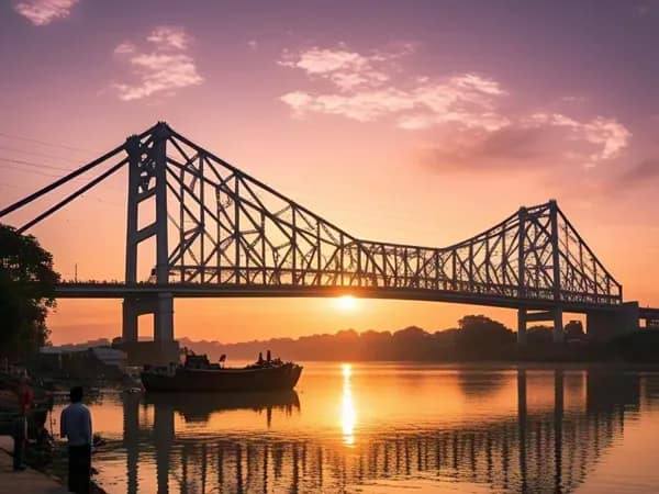 মেঘমুক্ত কলকাতার আকাশ, শহরে চড়ছে সর্বোচ্চ তাপমাত্রা