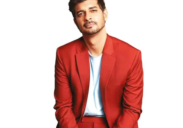 &lsquo;রেসের ঘোড়া দৌড়য়, আমি তো শিল্পী&rsquo;