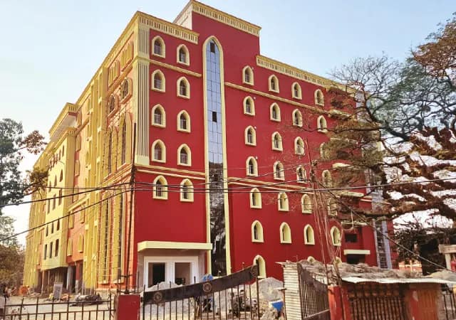 জেলা আদালতের ছ&rsquo;তলা ভবনের উদ্বোধন মার্চেই!